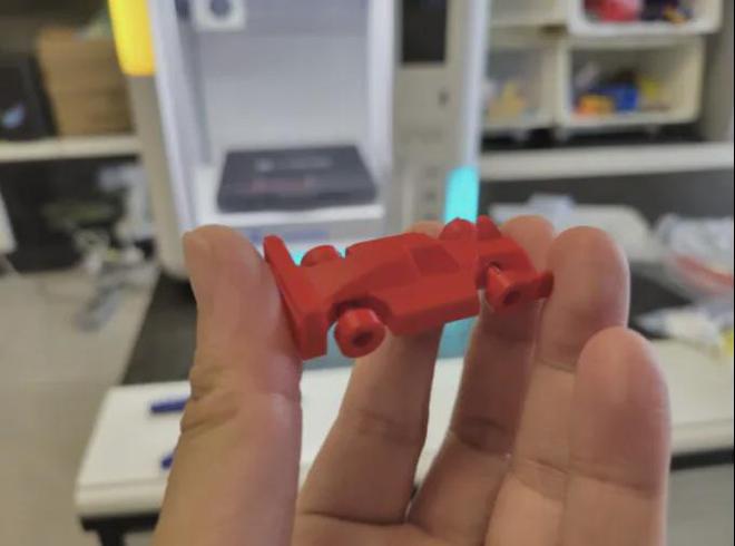 、手机壳这个“黑科技”现在有手就会！ag九游会登录用3D打印做玩具、手办(图3)