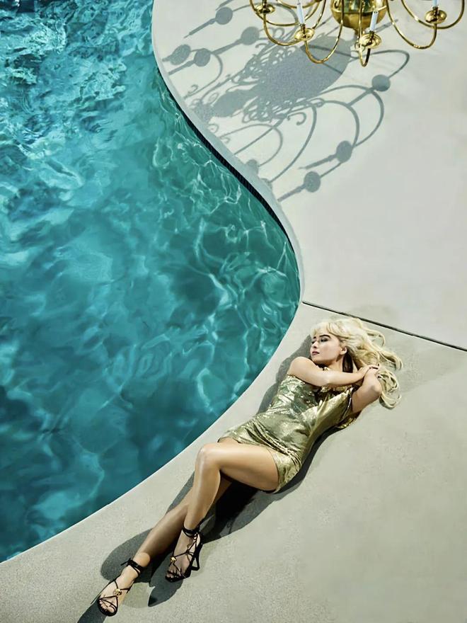 灵和IU的绽放满足了少女的全部幻想j9国际站登录本周时髦大事|陈都(图3) 灵和IU的绽放满足了少女的全部幻想j9国际站登录本周时髦大事|陈都(图3)