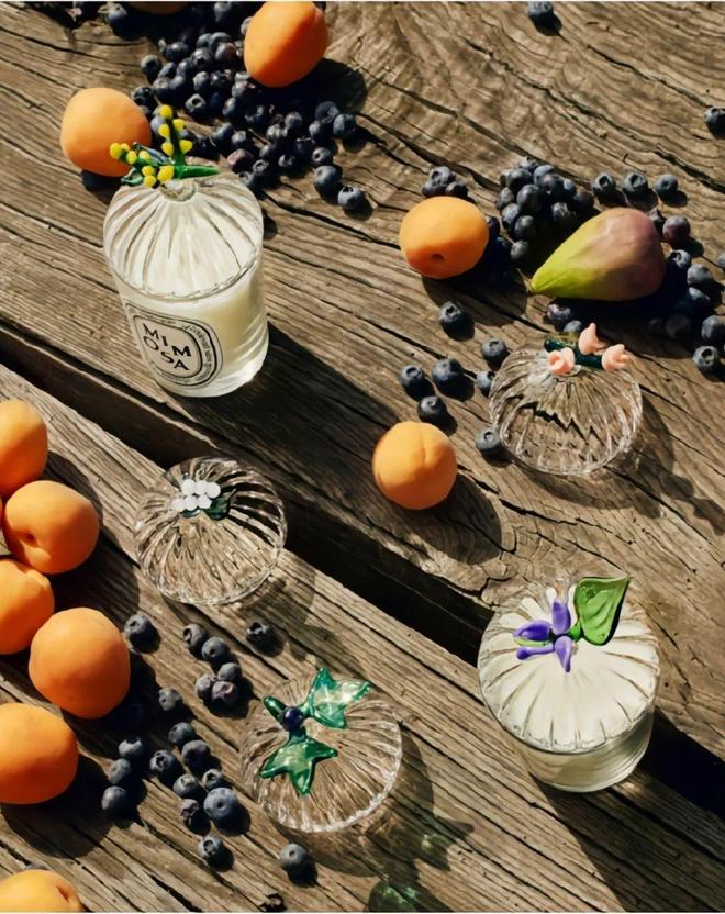 灵和IU的绽放满足了少女的全部幻想j9国际站登录本周时髦大事|陈都(图5) 灵和IU的绽放满足了少女的全部幻想j9国际站登录本周时髦大事|陈都(图5)